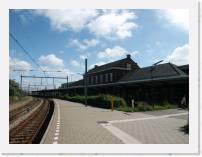 pict5337 * (Holland, Hoek van Holland Haven), The 'old' station only has a terminal platform. * 2560 x 1920 * (2.03MB)