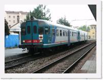 pict6380 * (Italy, Pavia), Pavia Stazione. FIAT railcar. * 2560 x 1920 * (1.98MB)