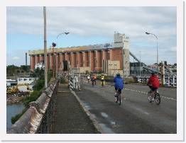 pict8981 * 2560 x 1920 * (2.18MB)