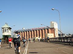  Glebe Island Bridge.