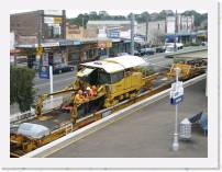 pict4528 * Carlton Station. The traveling crane on the rail train. The rail train has 'tracks' along the side (like the sleeper train behind the track laying machine) so that it can run along the wagons. * 2560 x 1920 * (2.6MB)