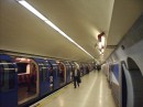 pict2425 * Europe, Britain, London, Bank, Waterloo and City * 2560 x 1920 * (3.66MB)