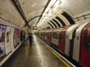 pict2503 * Europe, Britain, London, Lancaster Gate * 2560 x 1920 * (3.66MB)