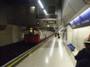 pict2536 * Europe, Britain, London, Heathrow terminal 4, Picadilly LU * 2560 x 1920 * (3.47MB)