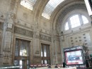pict1587 * Milano Centrale, main booking hall * 2560 x 1920 * (2.46MB)