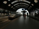 pict1593 * Milano Centrale, French TGV arriving * 2560 x 1920 * (2.01MB)