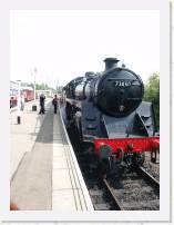 pict5655 * (Great Britain, Peterborough), Nene Valley Railway. Note the gap between the train and the platform. The NVR is built to 'Bern' loading guage and runs continental locomotives and rolling stock at times. This train however is pure BR. * 1920 x 2560 * (704KB)