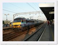 pict6013 * (Great Britain, Colchester), Colchester. Class 90 with push pull stock. (Express train to London from Norwich). * 2560 x 1920 * (2.08MB)