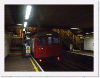 pict6021 * (Great Britain, London), Rotherhithe Undergound station. * 2560 x 1920 * (3.78MB)