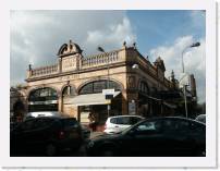 pict6053 * (Great Britain, London), Barons Court underground station. * 2560 x 1920 * (1.93MB)