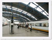 pict6069 * (Great Britain, London), Waterloo International. Our train to Paris. * 2560 x 1920 * (760KB)
