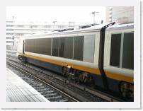 pict6073 * (Great Britain, London), Waterloo International. A Eurostar power car on 3rd rail power. * 2560 x 1920 * (993KB)