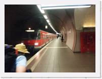 pict4885 * (Germany, Frankfurt), S-Bahn Ostendstraße. * 2560 x 1920 * (3.52MB)