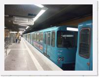 pict4905 * (Germany, Frankfurt), Südbahnhof (Underground platforms - U1/U2/U3) * 2560 x 1920 * (3.63MB)