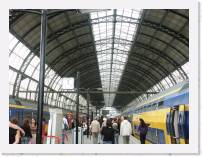 pict5232 * (Holland, Amsterdam), Amsterdam Centraal station. * 2560 x 1920 * (2.52MB)
