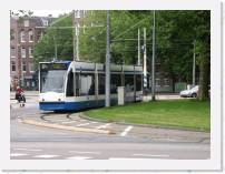 pict5252 * (Holland, Amsterdam), Haarlemmermeerstation. New citadis running around the roundabout. * 2560 x 1920 * (2.19MB)