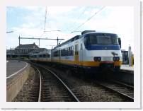 pict5338 * (Holland, Hoek van Holland Haven), Our train on the way back to Rotterdam Centraal. * 2560 x 1920 * (1.93MB)