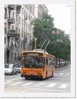 pict6419 * (Italy, Milano), Route 92 'filobus' crossing Via P.te Sevesco and the route 2 and 5 tram tracks. * 1920 x 2560 * (912KB)