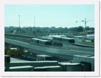 pict7008 * (Italy, Roma), Fiumicino Aeroport. Airtrain to the terminal B 'island'. * 2560 x 1920 * (1.82MB)