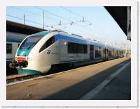 pict6741 * (Italy, Verona), Verona station. Electric version of Minueto railcar. * 2560 x 1920 * (2.26MB)