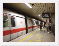 pict4850 * (Singapore), Ank Mo Kio MRT. * 2560 x 1920 * (3.58MB)