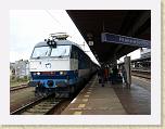 P9090611 * (Czech Republic, Prague, Praha 7), Praha Holešovice station. Our train arriving. (From Wien). This loco was taken off the train. * (Czech Republic, Prague, Praha 7), Praha Holešovice station. Our train arriving. (From Wien). This loco was taken off the train. * 3648 x 2736 * (2.1MB)