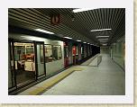 P9251724 * (Germany, Köln), Friesenplatz station. Route 5 (3 and 4 use this platform too). Note bi-level platform for high and low floor cars. * (Germany, Köln), Friesenplatz station. Route 5 (3 and 4 use this platform too). Note bi-level platform for high and low floor cars. * 3648 x 2736 * (2.28MB)