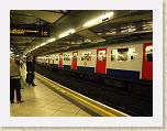 P9030202 * (England, London, Westminster Station), 'Subsurface' lines. A refurbished District Line trainset, East bound. * (England, London, Westminster Station), 'Subsurface' lines. A refurbished District Line trainset, East bound. * 3648 x 2736 * (2.18MB)